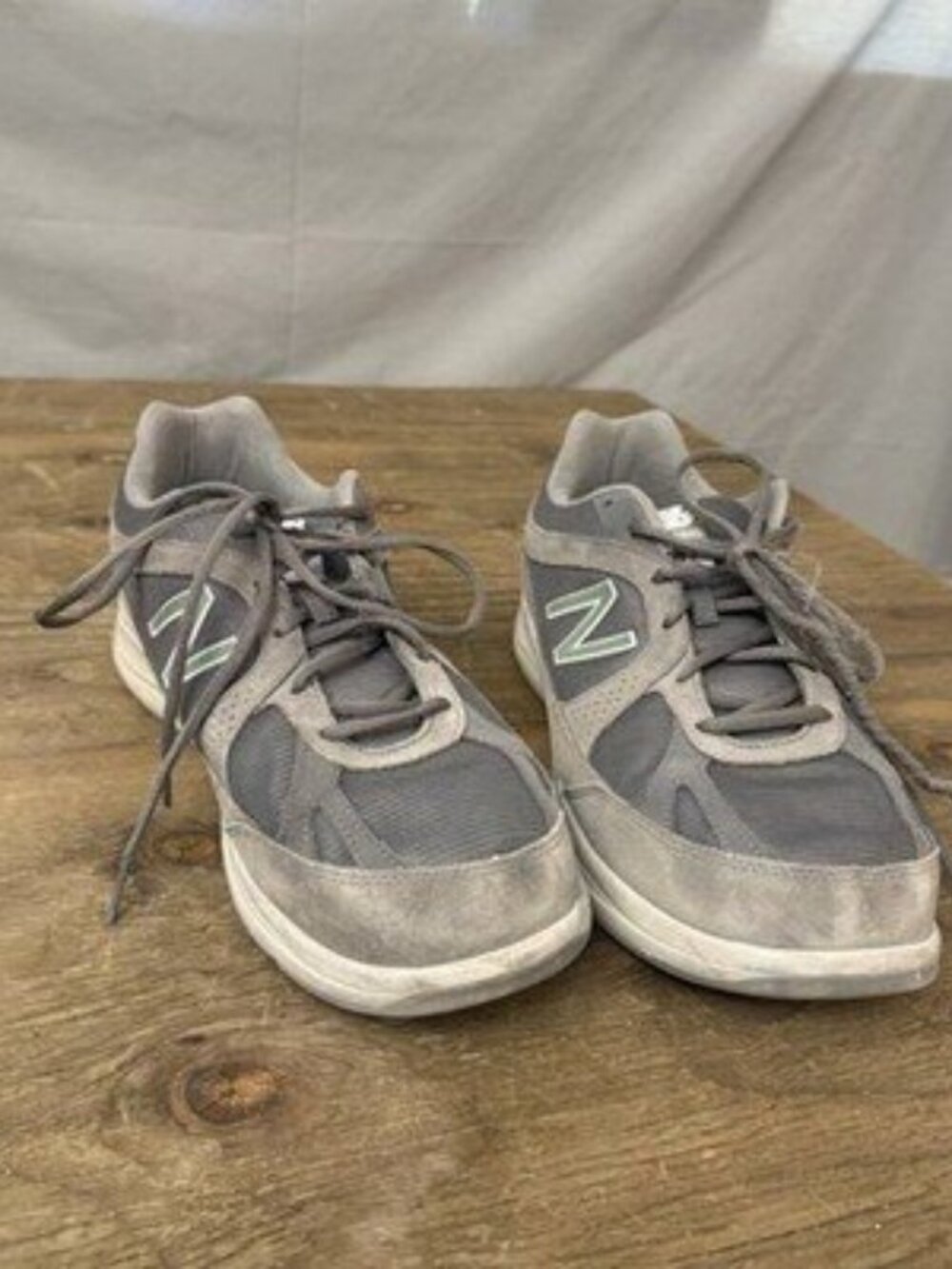 New Balance 877 WW877ST Suede Walking Shoes Gray Sneaker Athletic Size 11.5